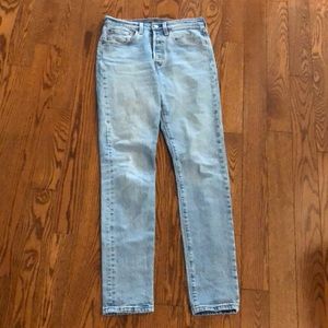 Levis 501 skinny in hard to get “tango light”